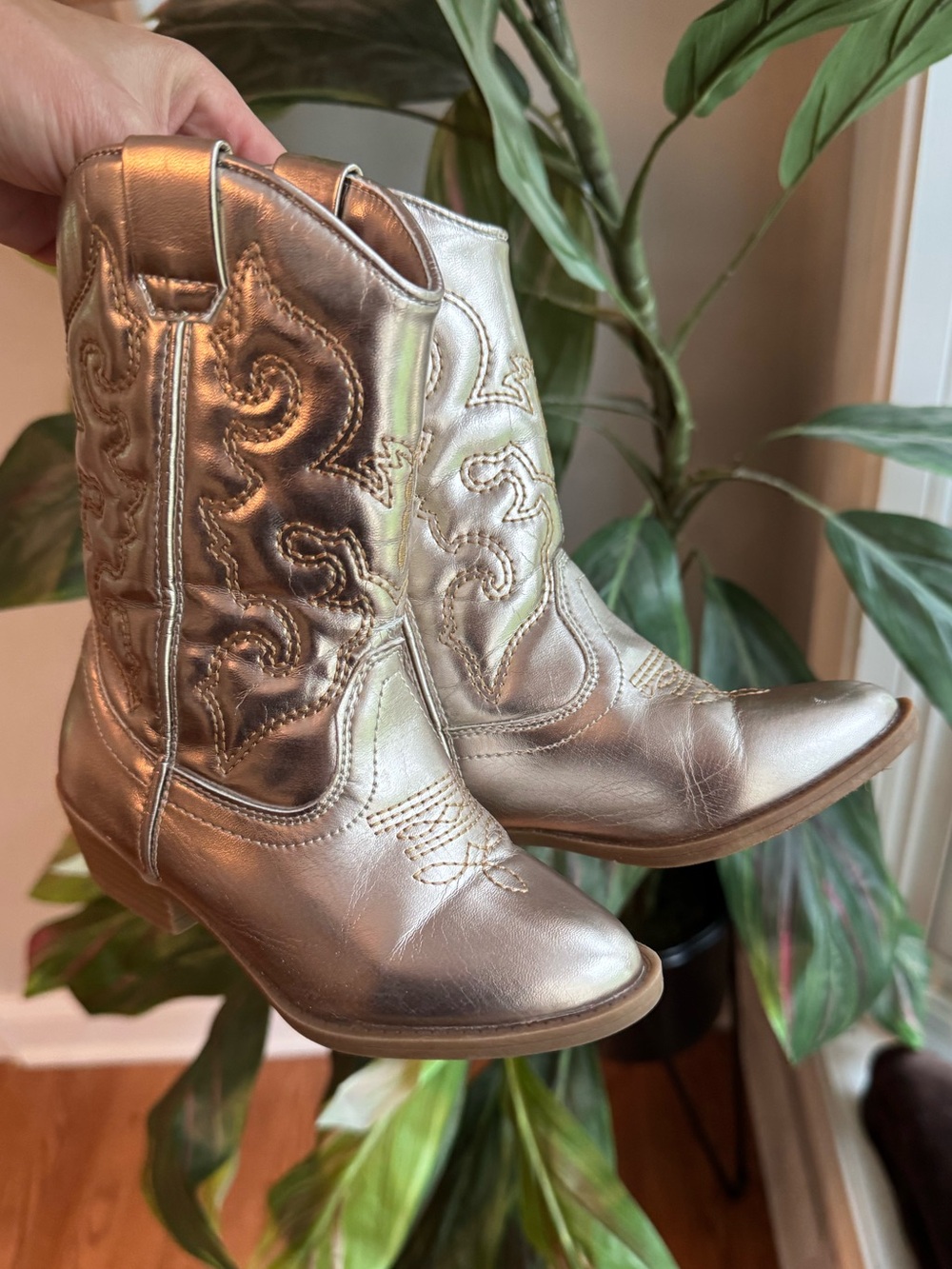 Tucker + Tate Metallic Silver girls Cowboy Boots, size 9